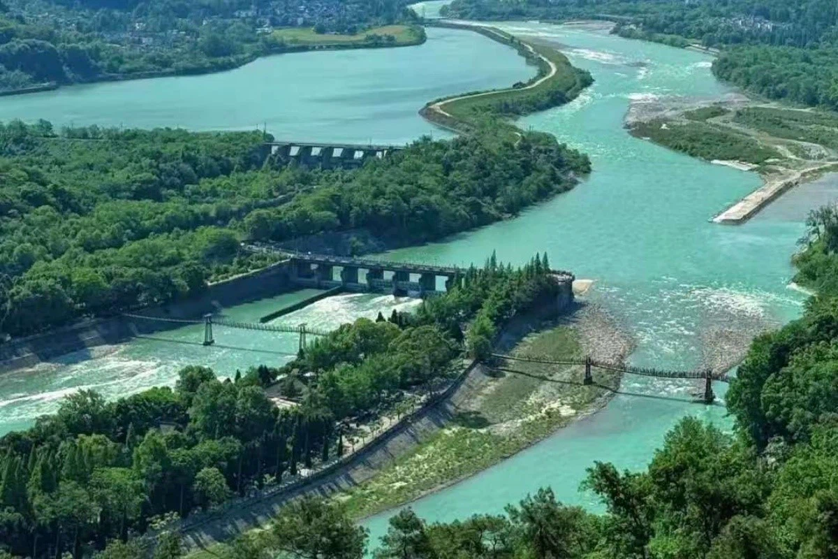 Chengdu Travel Guide Chengdu Travel Guide